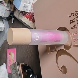 Fig 1 Ceramide Seal Moisturizer